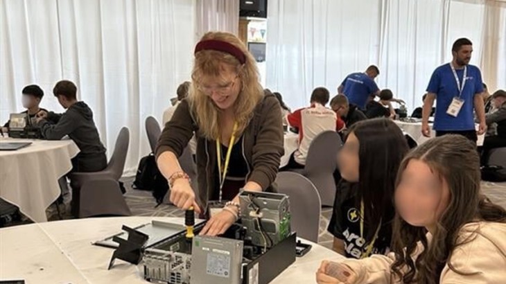 Children taking part in a task at the Innovation Festival